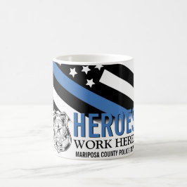 Caneca De Café Heróis da Polícia Trabalham Aqui Bandeira American
