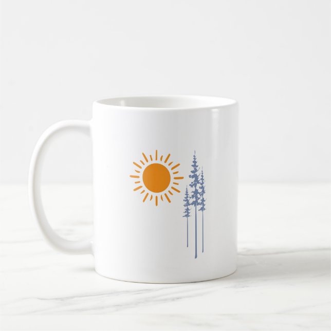 Caneca De Café Hiking between trees graphic (Esquerda)