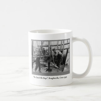 Caneca De Café História da perfuração para a exploração do