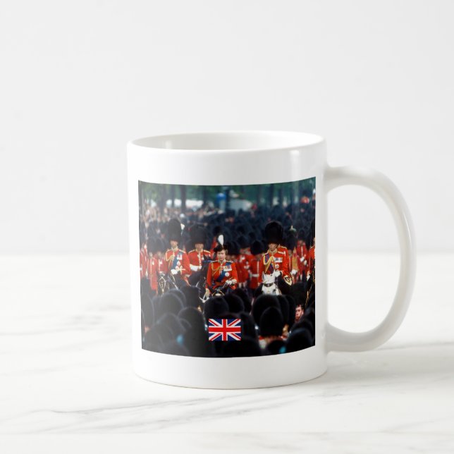 Caneca De Café HM A Rainha Elizabeth II Prince Philip London (Direita)
