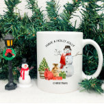 Caneca De Café Holly Jolly Christmas Snowman, Tree, Packages<br><div class="desc">Tenha um Snowman de Natal Holly Jolly com árvore de Natal e pacotes</div>