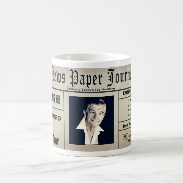 CANECA DE CAFÉ HOMEM DO ANO MUG - JORNAL - INSERIR FOTO (Centro)