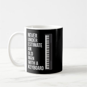 Caneca De Café Homens Nunca Subestimam Um Velho Com Um Teclado
