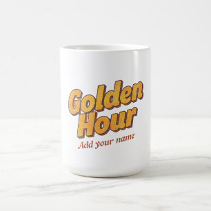 Caneca De Café Hora Dourada Retro - Estética dos Anos 90 Tipograf