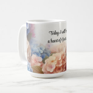 Caneca de Café Hortênsias Coração de Gratidão