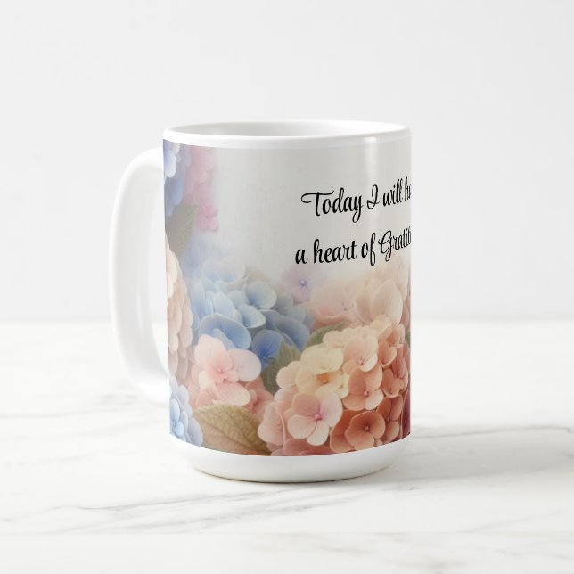 Caneca de Café Hortênsias Coração de Gratidão (Frente Esquerda)