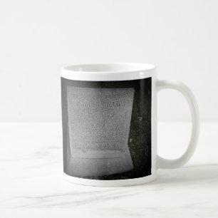Caneca De Café Howard Phillips Lovecraft - "I AM PROVIDENCE"