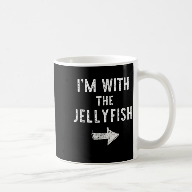 Caneca De Café I’m With The Jellyfish Halloween Couple Costume Je (Direita)