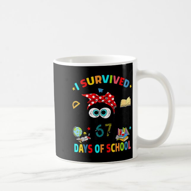 Caneca De Café I Survived 67 Days Of School Funny Black Cat Six S (Direita)