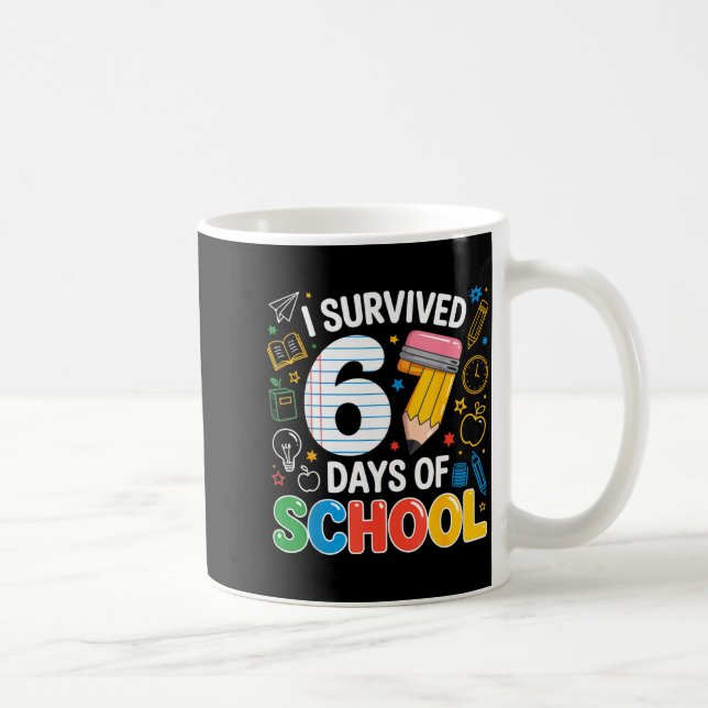 Caneca De Café I Survived 67 Days Of School Funny Meme Teacher St (Direita)