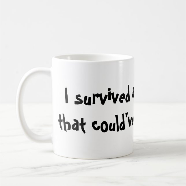 Caneca De Café I survived another Zoom (Esquerda)