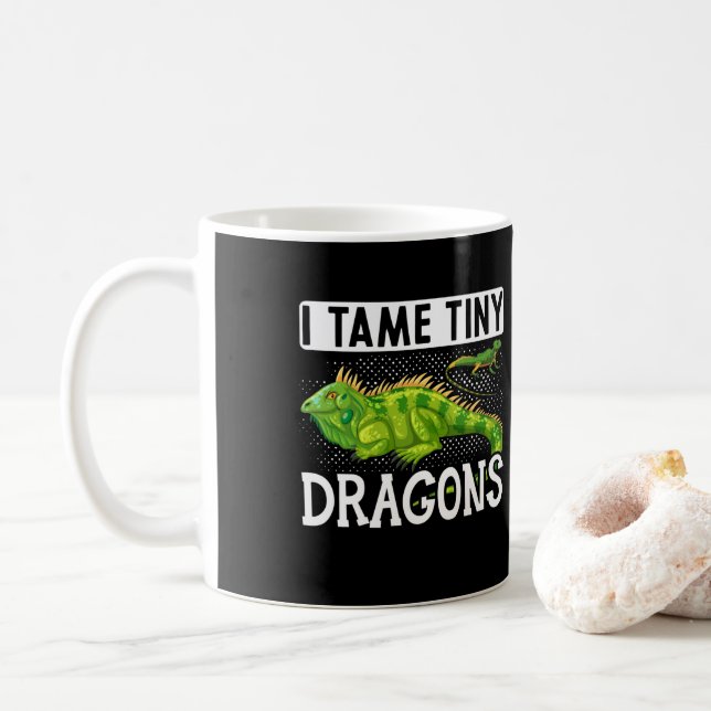 Caneca De Café Iguana I Tame Tiny Dragões Répteis (Com Donut)