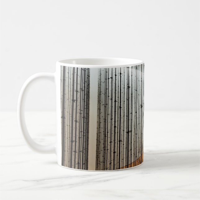 Caneca De Café Ilustração castanha e preta (Esquerda)