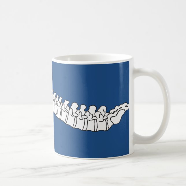 Caneca De Café Ilustração humana da anatomia das vértebras da (Direita)