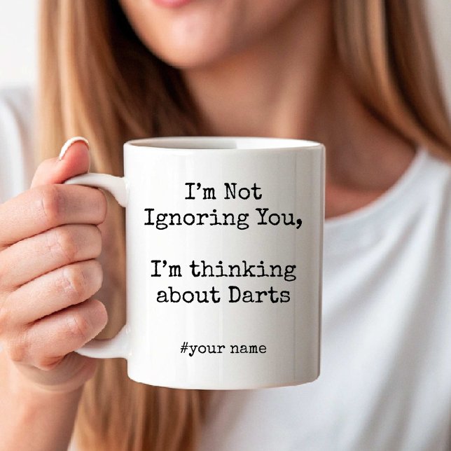Caneca De Café I'm Not Ignoring You, Im thinking about Darts (I'm Not Ignoring You, Im thinking about Darts Coffee Mug)