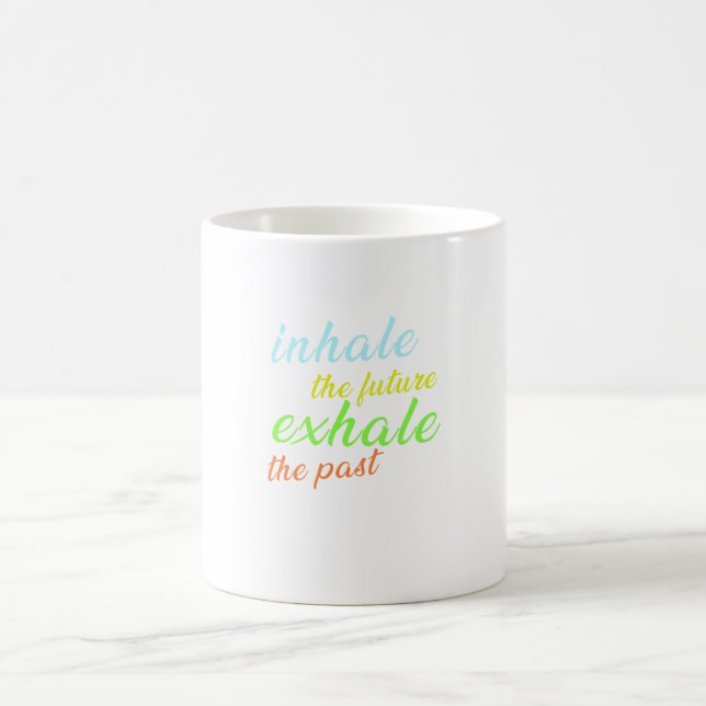 Caneca De Café Inalar o futuro, Exalar o passado - Motivacional (Centro)