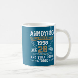 Caneca De Café Incomodando um ao Outro desde 1998 Casais Casados