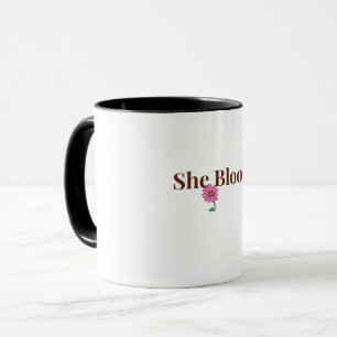 Caneca de Café Inspiradora Feminina Ela Floresce