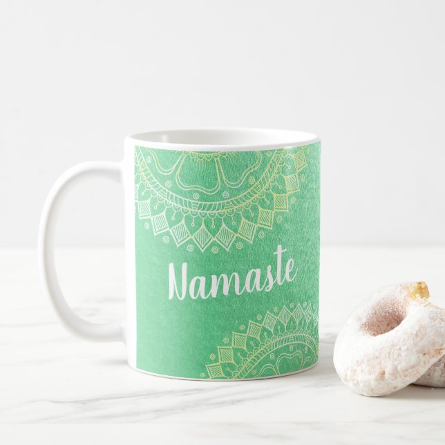 Caneca De Café Instrutor de Meditação Yoga Green Gold Foil Mandal (Com Donut)
