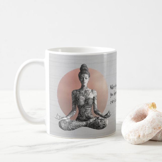 Caneca De Café Instrutor de Meditação Yoga Reiki Master Lotus Pos (Com Donut)