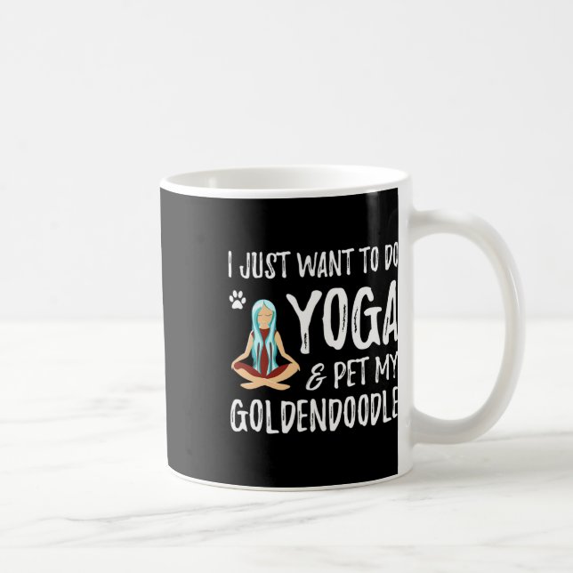 Caneca De Café Ioga e Goldendoodle para Mãe de Cachorro Engraçada (Direita)
