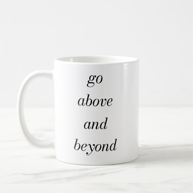 Caneca De Café Ir Acima E Além Da Mug (Esquerda)
