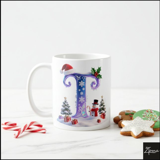 Caneca De Café Iridescent Christmas Letter T with Snowman (Criador carregado)