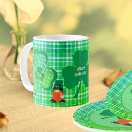 Caneca De Café Irlandês Gnomo Monograma Shamrock St Patricks