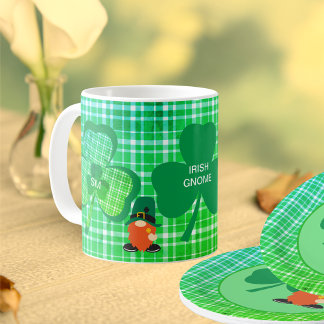 Caneca De Café Irlandês Gnomo Monograma Shamrock St Patricks