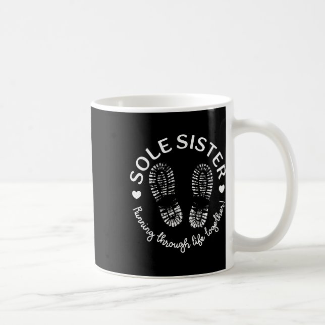 Caneca De Café Irmãs Solteiras Correndo Pela Vida Juntas Correndo (Direita)
