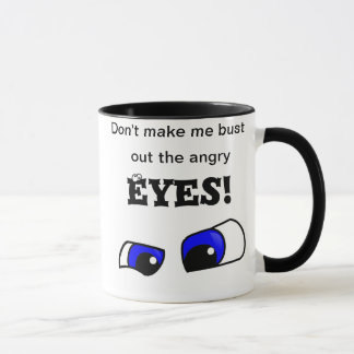 Caneca de café irritada da campainha dos olhos