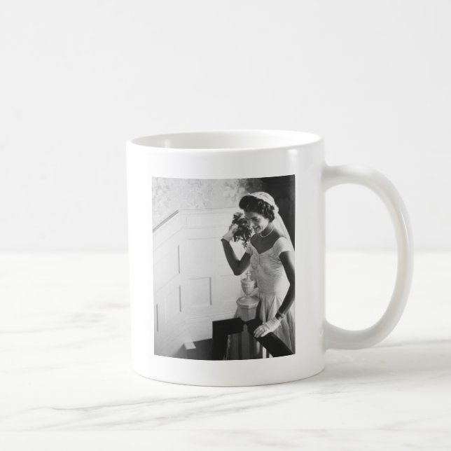 Caneca De Café Jackie Kennedy, 1953 (Direita)