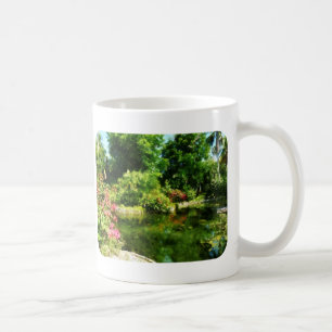Caneca De Café Jardim Tropical junto ao Lago