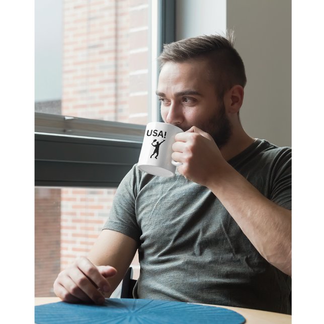 Caneca De Café Jogador de tênis dos EUA usando ponto como bola (Criador carregado)