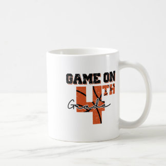 Caneca De Café Jogo Divertido No Desenho Do 4º Ano Primeiro Dia D