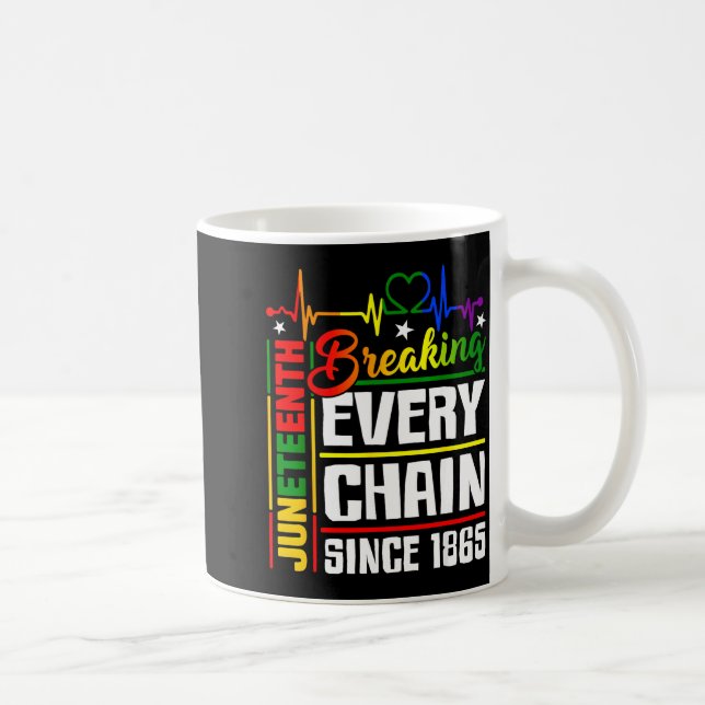 Caneca De Café Juneteenth quebrando todas as correntes liberdade  (Direita)