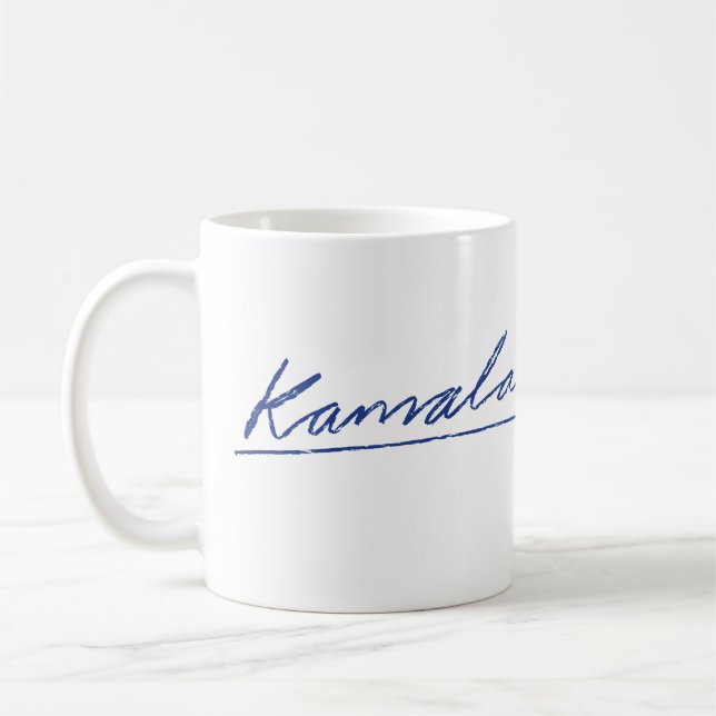 Caneca De Café Kamala Cursive (Esquerda)
