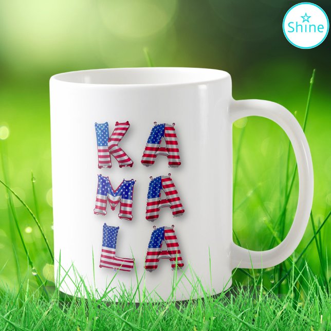 Caneca De Café Kamala Harris Apoiador dos EUA Bandeira Alphabets (Criador carregado)