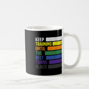 Caneca De Café Karate - Continue Treinando Até O Cinturão Ficar P