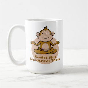 Caneca De Café Kawaii, macaco castanho engraçado sorrindo e fazen