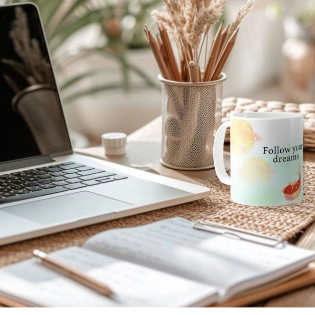 Caneca De Café Koi Fish Dream Cita Impressão de Arte - "Siga Sua  (Criador carregado)