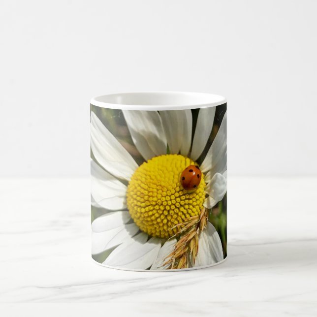 Caneca De Café Ladybug na Daisy (Centro)