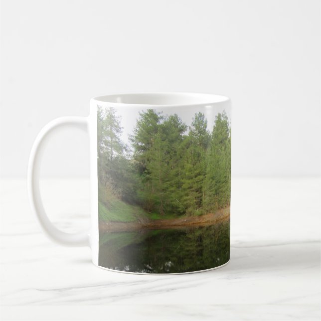 Caneca De Café Lago de Reflexão da Árvore do Pinheiro (Esquerda)