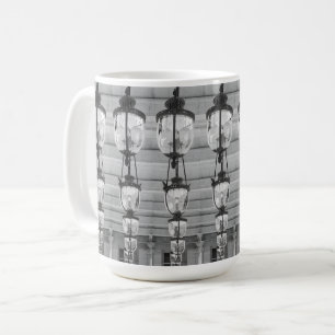 Caneca De Café Lâmpadas da Grand Station Foto
