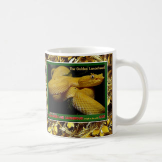 Caneca De Café Lancehead dourado é um cobra psto em perigo -