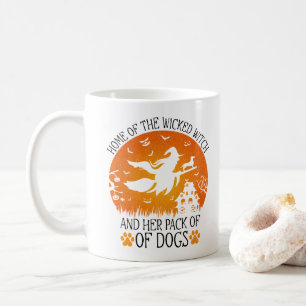 Caneca De Café Lar da Bruxa Má e Seu Bando de Cães Legal