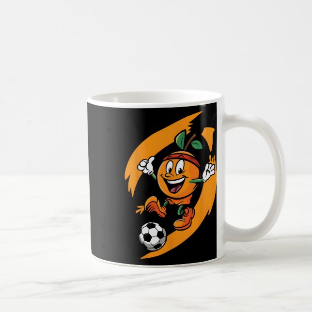 Caneca De Café Laranja Jogando Futebol  (Direita)
