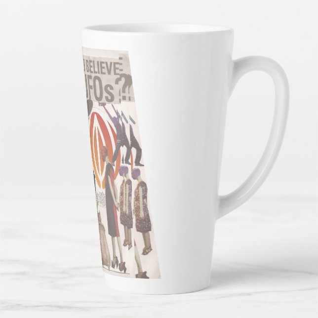 Caneca De Café Latte Acredita em OVNIs? (Direita)