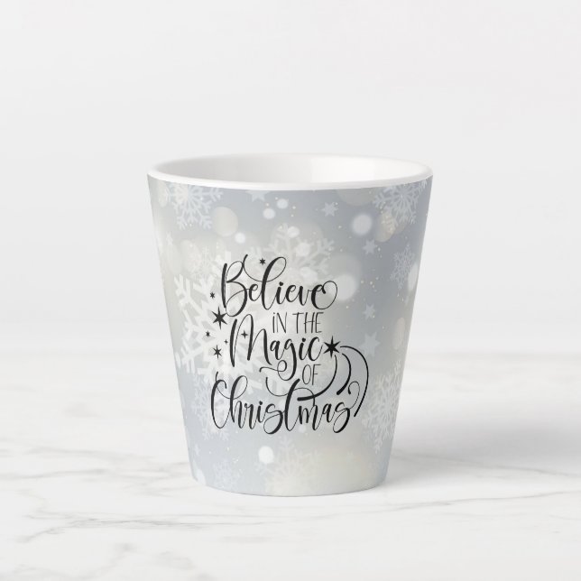 Caneca De Café Latte Acredite Na Mágica Do Natal (Frente)