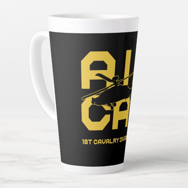 Caneca De Café Latte AIR CAV - 1st Cavalry Division (Ângulo esquerdo)